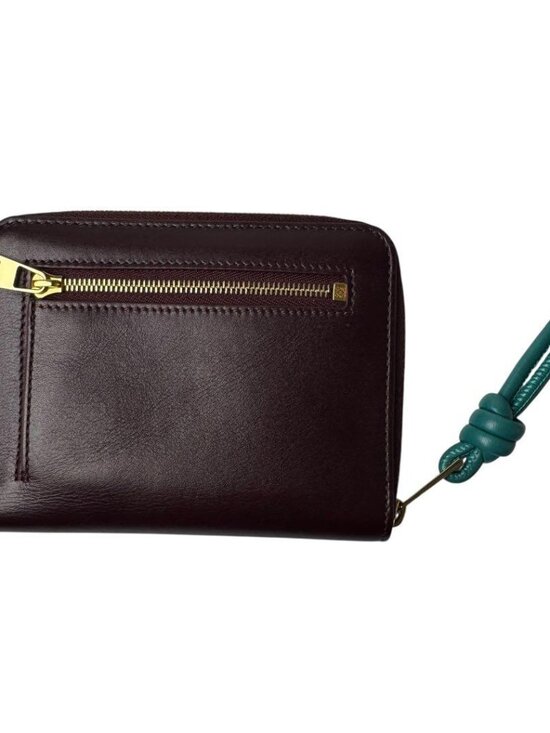 Knot compact wallet in shiny nappa calfskin Beige - LOEWE  Loewe Knot Compact Zip Around Wallet